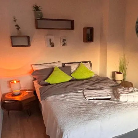 - Haustiere Willkommen - Erdgeschoss - - Infrarot Waermekabine -kostenloser Parkplatz Apartmán